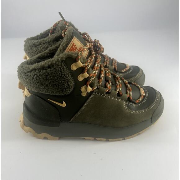 Nike City Classic PRM Boots Womens Size 7.5 Green Tan Cargo Khaki Activewear New - Picture 2 of 9